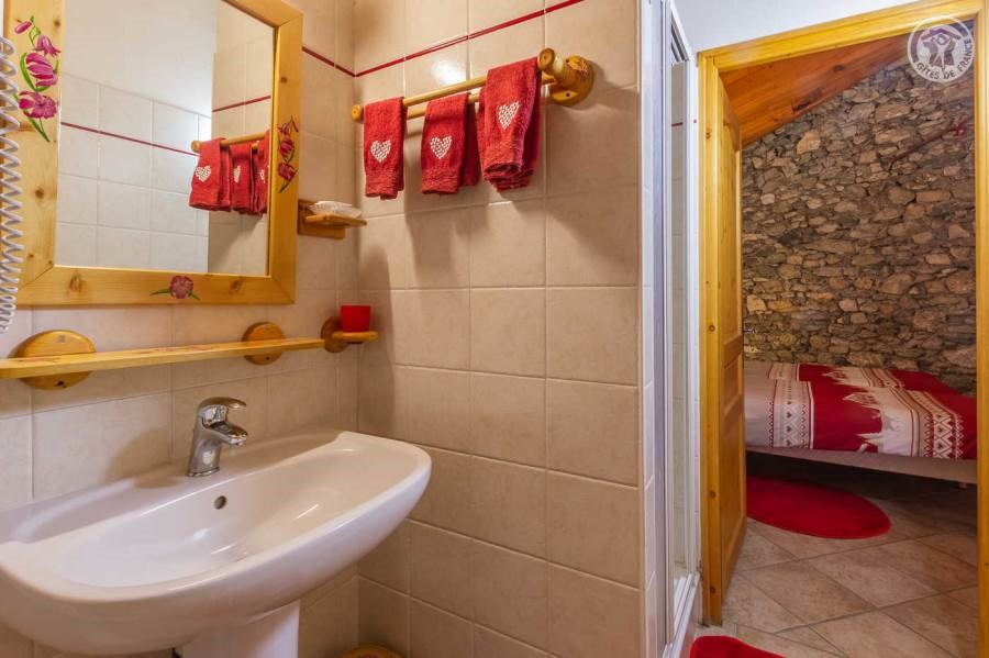 Chambres d'hôtes Gîtes de France N°73G26600 (LA GRANGE)