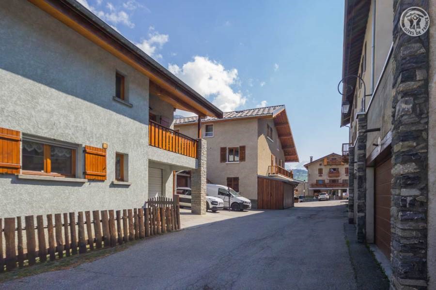 Gîtes de France N°73G144154 (LA TOMBA)