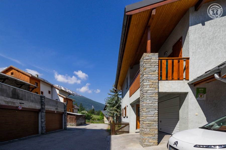 Gîtes de France N°73G144154 (LA TOMBA)