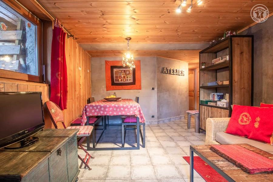 Gîtes de France N°73G144160 (CHALET LA BRICOLE - L'ATELIER)