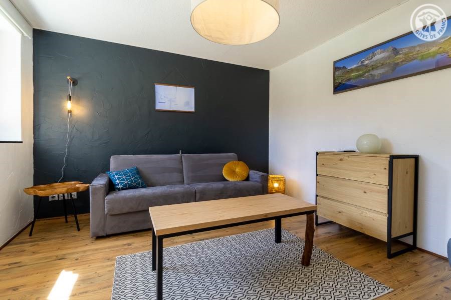 Gîtes de France N°73G144178 (LA CACHETTE)