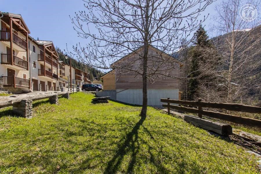 Gîtes de France N°73G157117 (CHALET LES SARRAZINS)