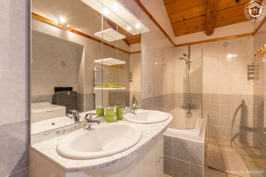 Gîtes de France N°73G223114 (LE ROCHER RENOD)