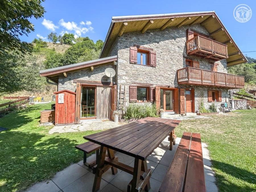Gîtes de France N°73G223122 (LE CHALET DE LA PERRIERE)