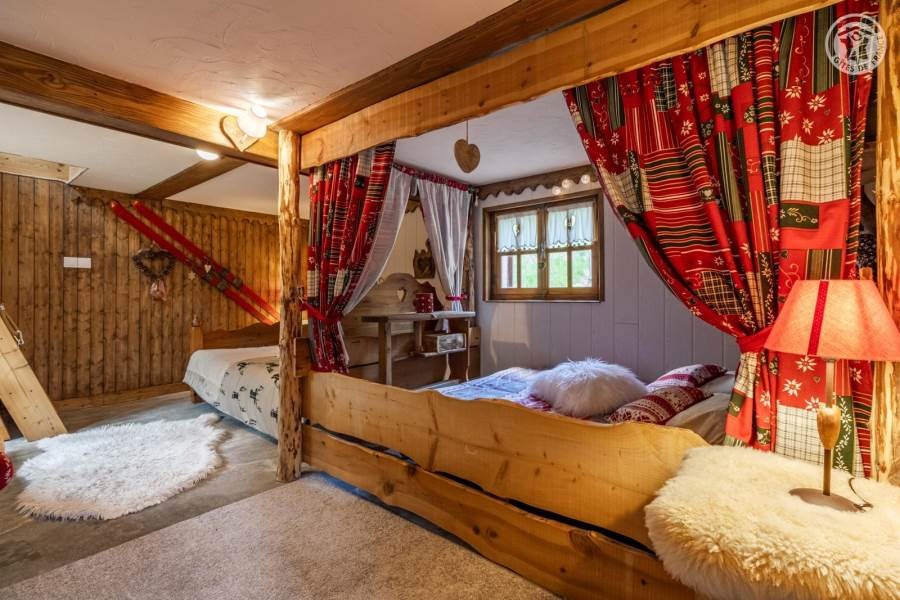 Gîtes de France N°73G223551 (LE CHALET DES DEUX AROLLES)