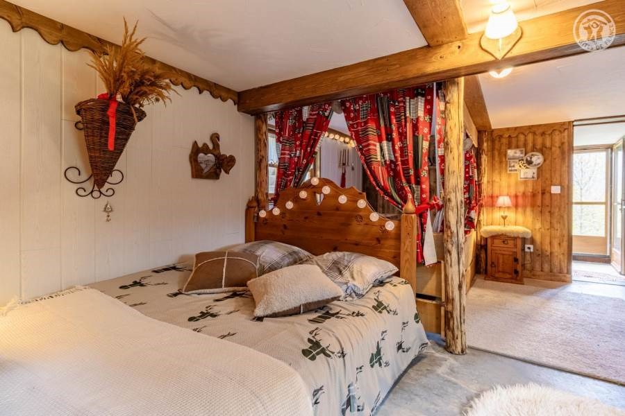 Gîtes de France N°73G223551 (LE CHALET DES DEUX AROLLES)