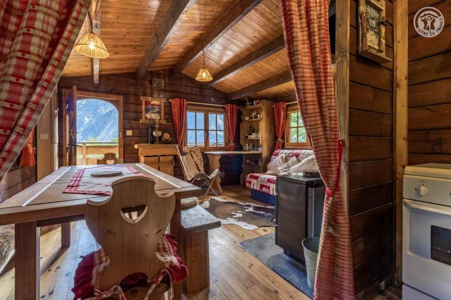 Gîtes de France N°73G223551 (LE CHALET DES DEUX AROLLES)