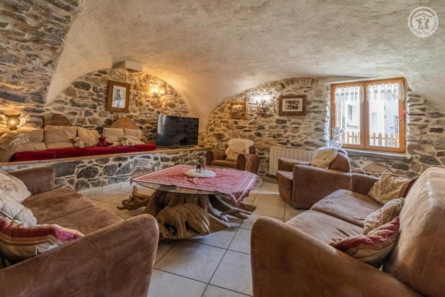 Gîtes de France N°73G23141 (Le Cairn)