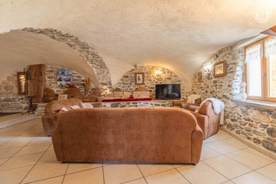 Gîtes de France N°73G23141 (Le Cairn)