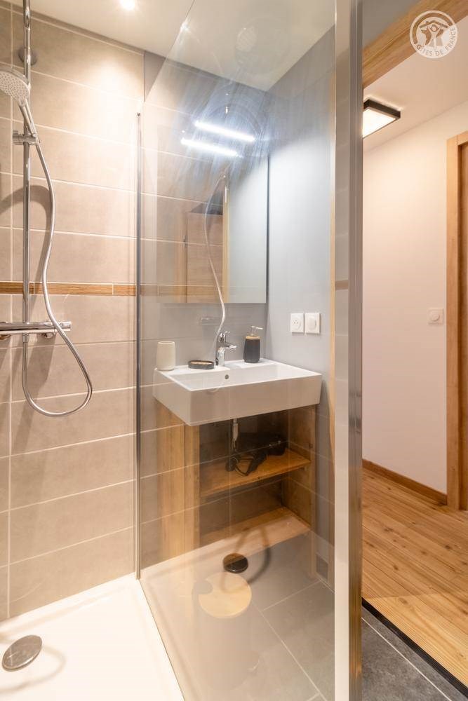 Gîtes de France N°73G23171 (GITE DES FOUINES - REYNOT)