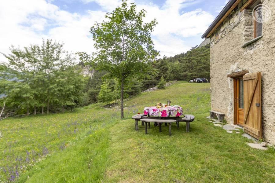 Gîtes de France N°73G23555 (LE CHALET DE LEO)