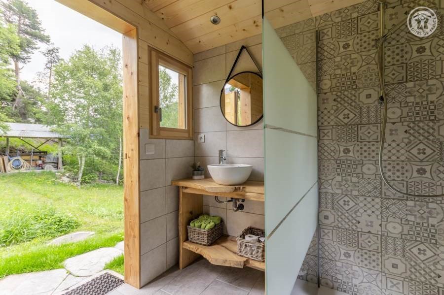 Gîtes de France N°73G23555 (LE CHALET DE LEO)