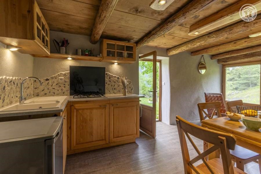 Gîtes de France N°73G23555 (LE CHALET DE LEO)