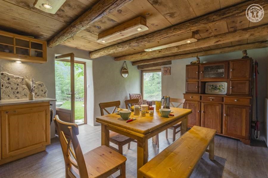 Gîtes de France N°73G23555 (LE CHALET DE LEO)