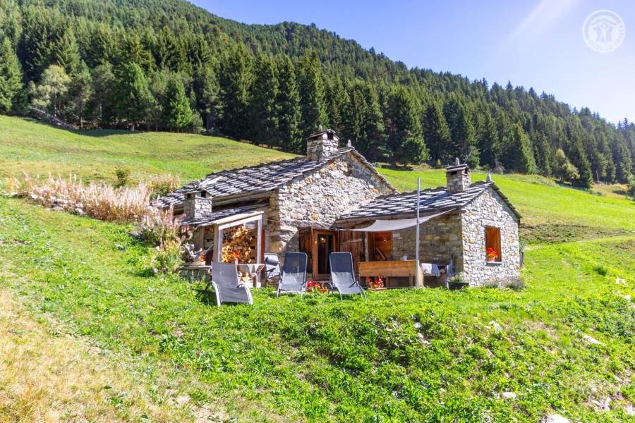 Gîtes de France N°73G23556 (Chalet du Papote)