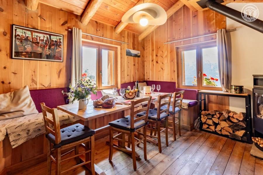 Gîtes de France N°73G23556 (Chalet du Papote)