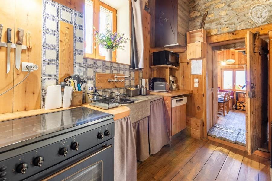 Gîtes de France N°73G23556 (Chalet du Papote)