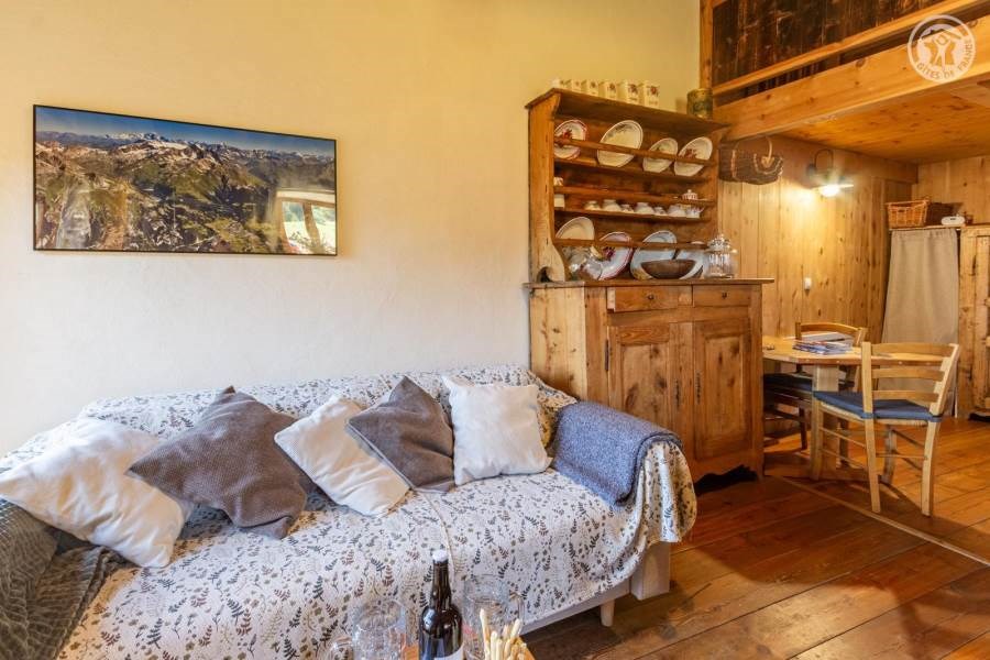 Gîtes de France N°73G23556 (Chalet du Papote)