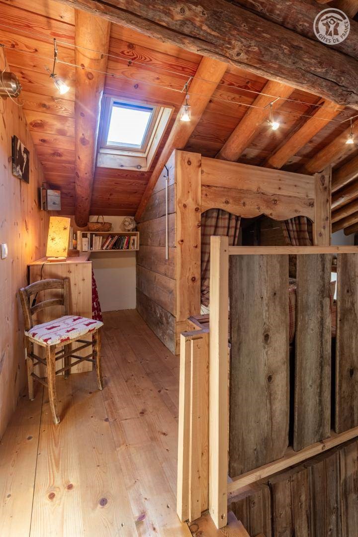 Gîtes de France N°73G23556 (Chalet du Papote)