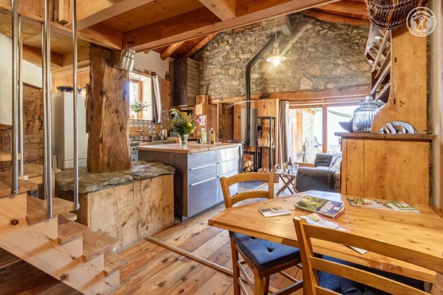 Gîtes de France N°73G23556 (Chalet du Papote)