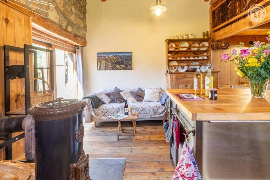 Gîtes de France N°73G23556 (Chalet du Papote)