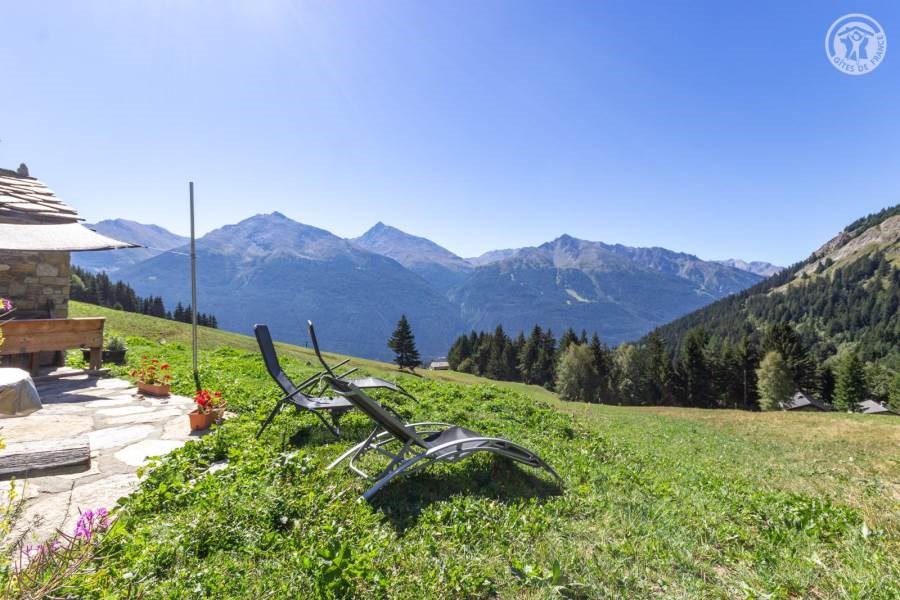 Gîtes de France N°73G23556 (Chalet du Papote)
