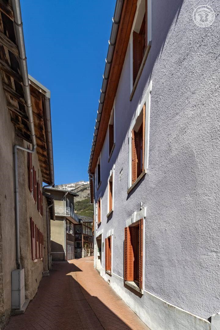 Gîtes de France N°73G26102 (Maison De Basile)