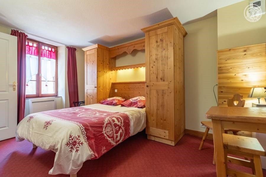 Gîtes de France N°73G26102 (Maison De Basile)