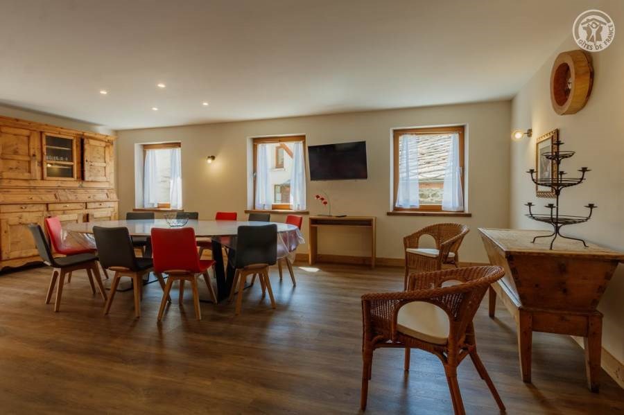 Gîtes de France N°73G287137 (LE MONT-FROID)