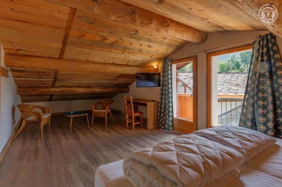 Gîtes de France N°73G287137 (LE MONT-FROID)