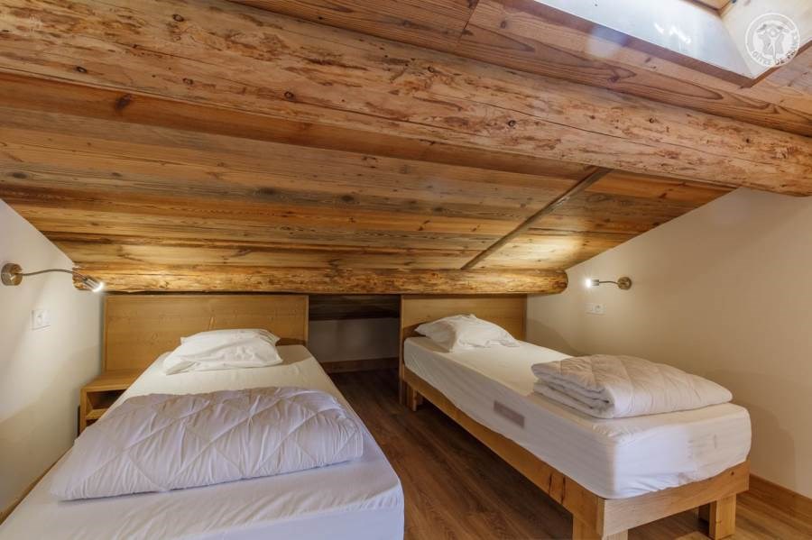 Gîtes de France N°73G287137 (LE MONT-FROID)