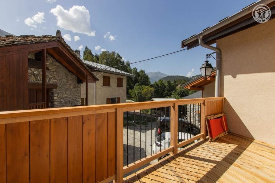 Gîtes de France N°73G287137 (LE MONT-FROID)