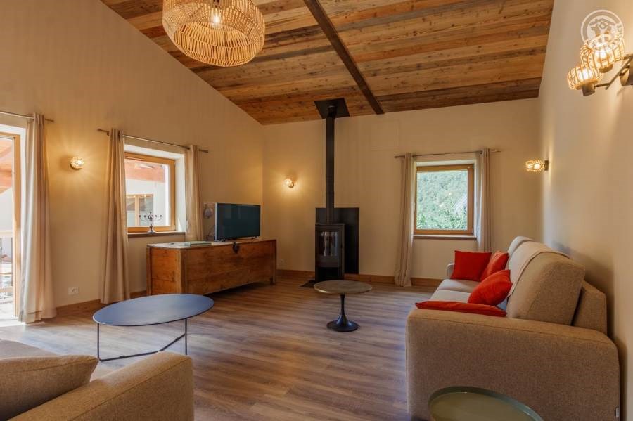 Gîtes de France N°73G287137 (LE MONT-FROID)