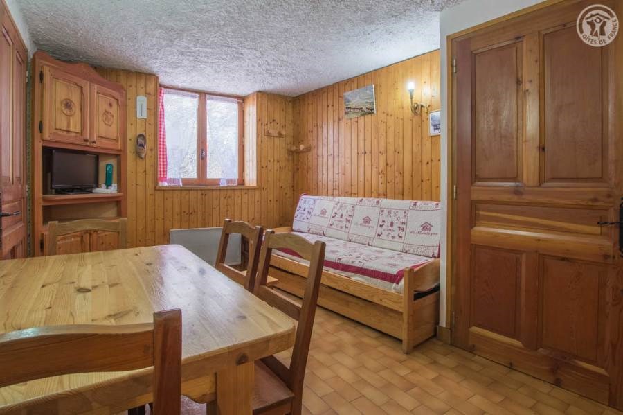 Gîtes de France N°73G290103 (LES ROCHES BLANCHES)