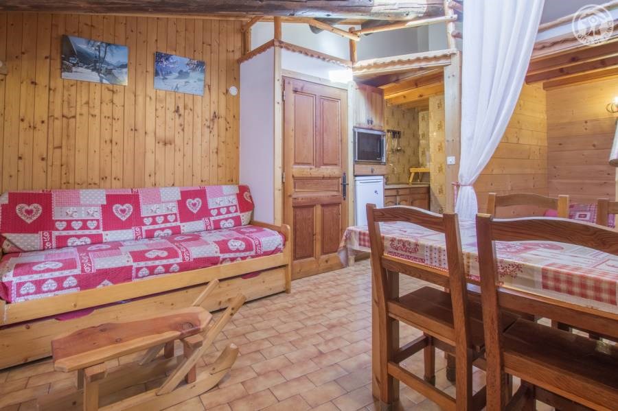 Gîtes de France N°73G290105 (LES ROCHES BLANCHES)