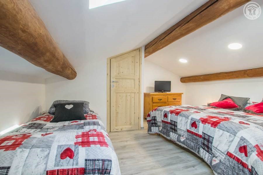 Gîtes de France N°73G290147 (LES MELEZES)