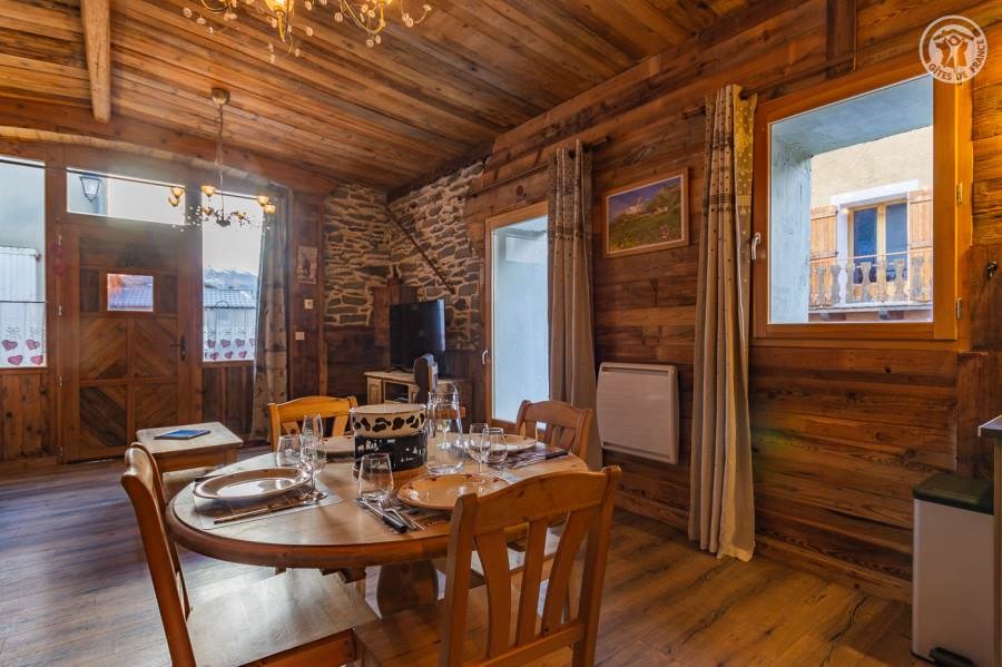 Gîtes de France N°73G290156 (LA  GRANGE)