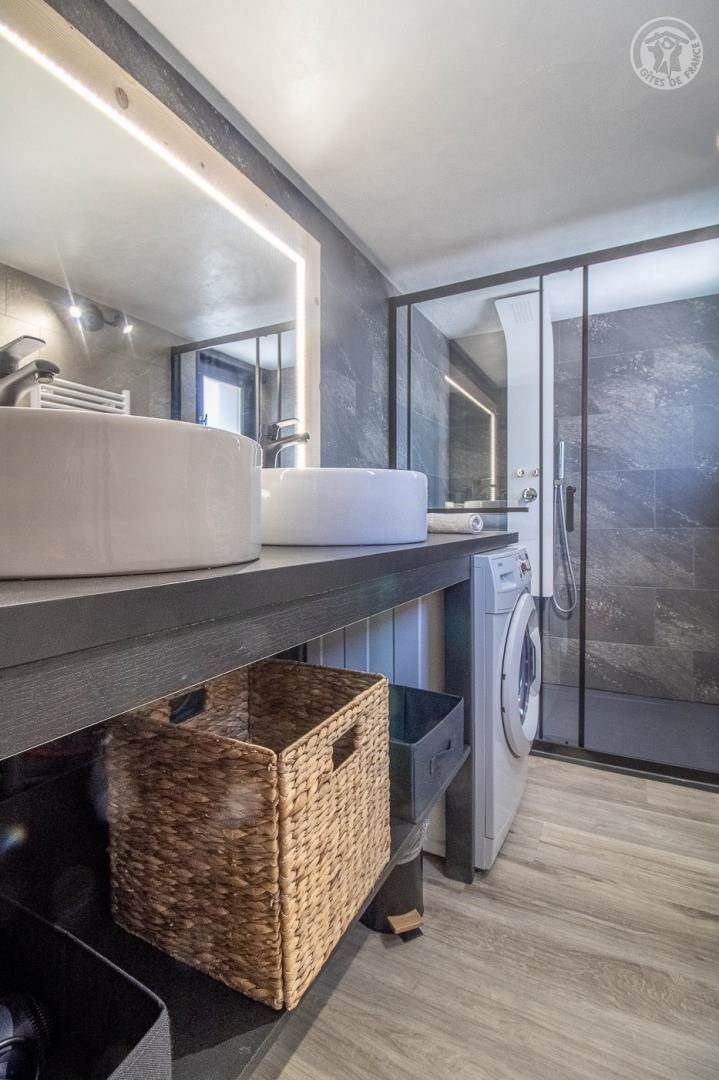 Gîtes de France N°73G290161 (LES OURS FANFARONS)