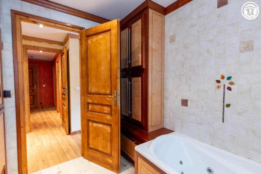 Gîtes de France N°73G290168 (FLOCON)