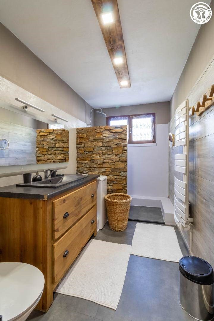 Gîtes de France N°73G290171 (LE CEMBRO)