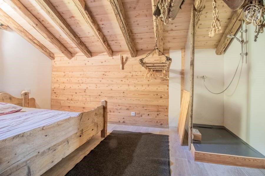 Gîtes de France N°73G290552 (LA CHIRA)