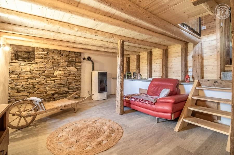 Gîtes de France N°73G290552 (LA CHIRA)