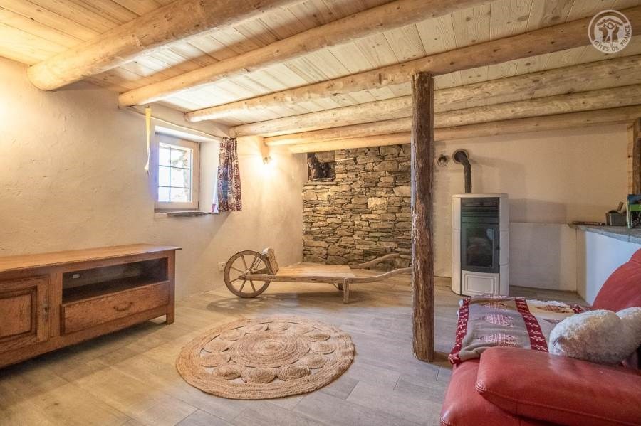 Gîtes de France N°73G290552 (LA CHIRA)