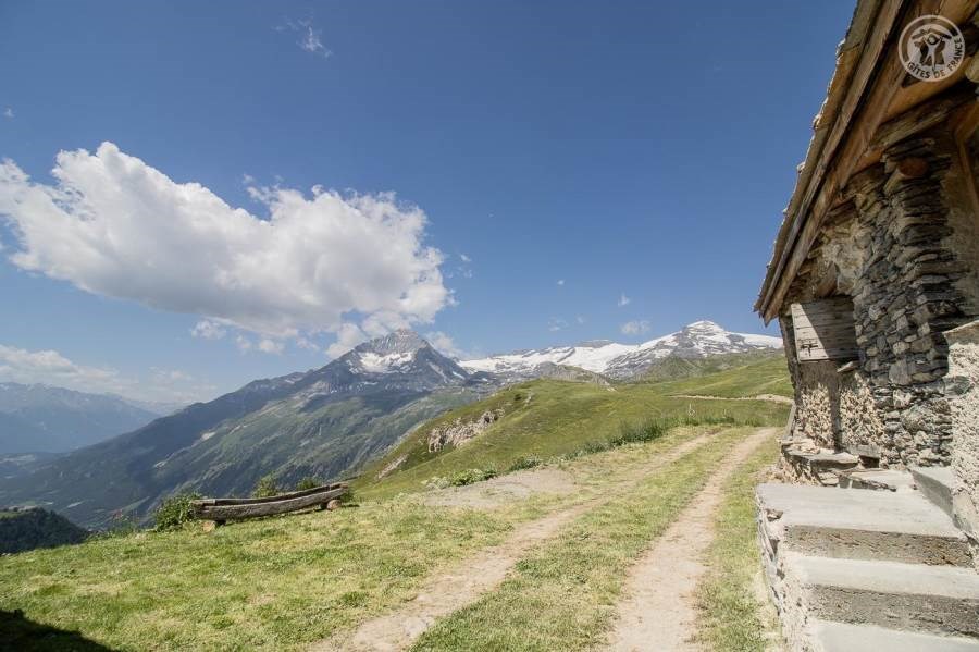 Gîtes de France N°73G290552 (LA CHIRA)