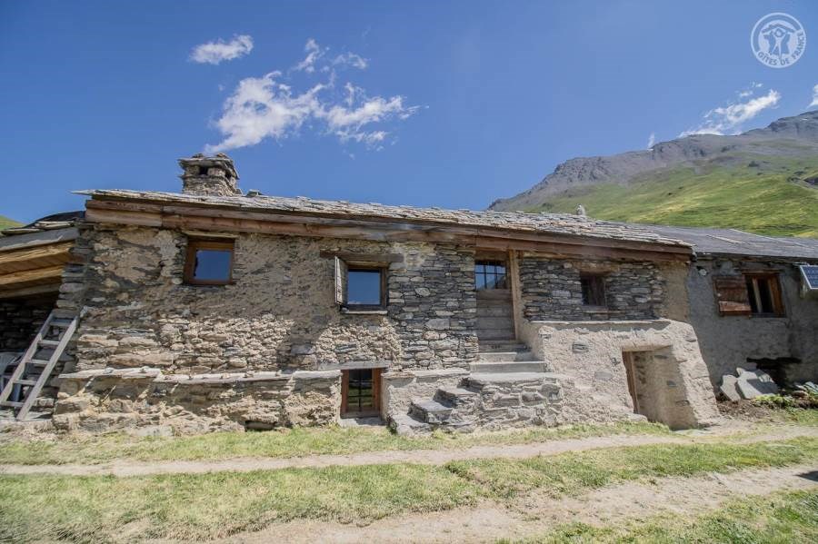 Gîtes de France N°73G290552 (LA CHIRA)