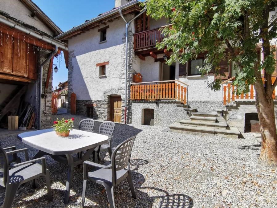 Gîtes de France N°73G40102 (LES AIRELLES)