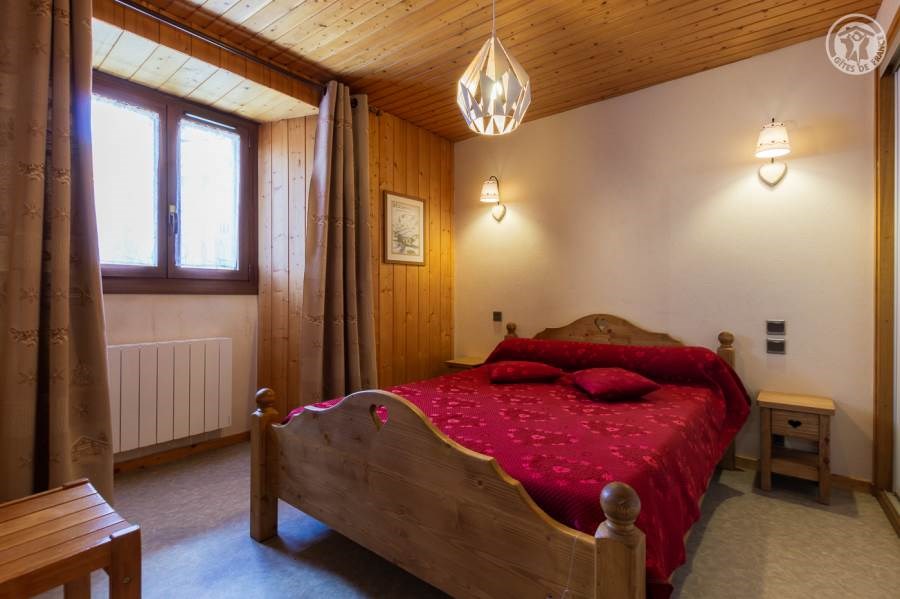 Gîtes de France N°73G40102 (LES AIRELLES)