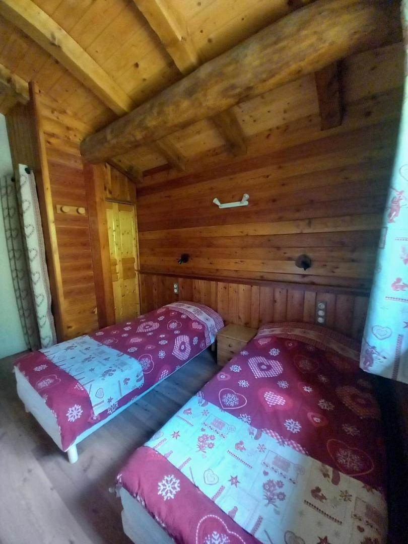 Gîtes de France N°73G40172 (CHALET L'AUBEPINE)