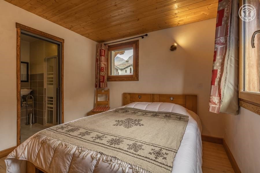 Gîtes de France N°73G40194 (LE CHARDON BLEU TERRASSE)