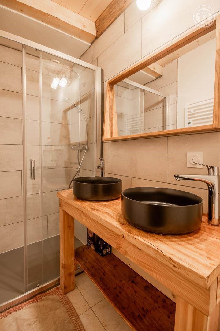 Gîtes de France N°73G40200 (LA MAISON BLEUE - le Bouvreuil)